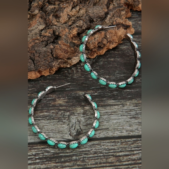 💕🎉HP💕🎉 Turquoise C-Shaped Earrings - Picture 4 of 6